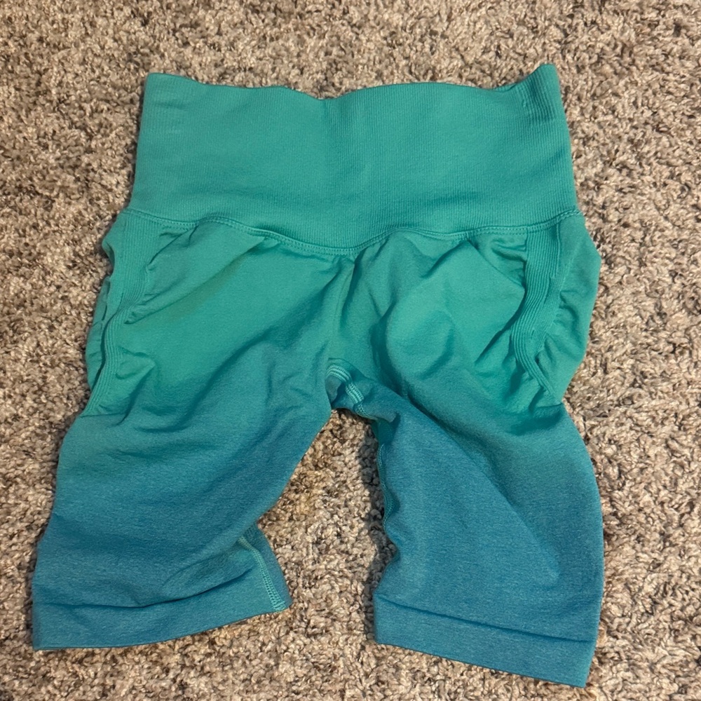 BuffBunny Seamless Ombré shorts